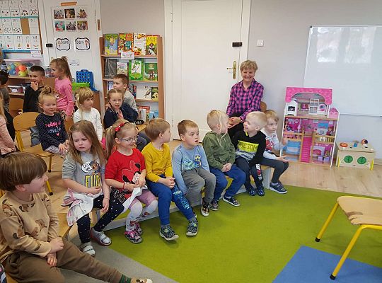 Poznajemy zawody - spotkanie z fryzjerką