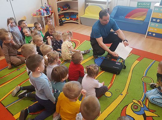 Gr. I i II - Poznajemy zawody - spotkanie ze stolarzem