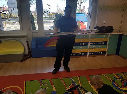 Gr. I i II - Poznajemy zawody - spotkanie ze stolarzem