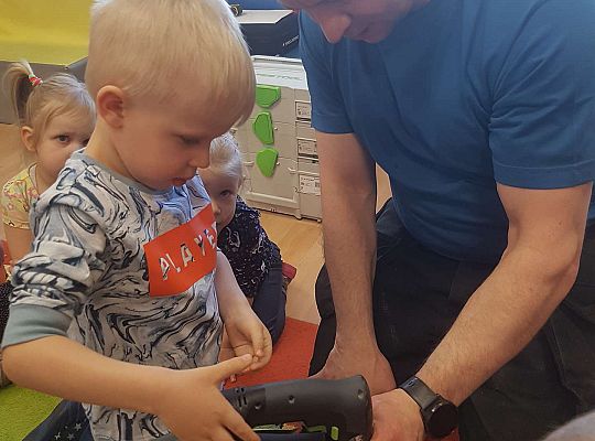 Gr. I i II - Poznajemy zawody - spotkanie ze stolarzem