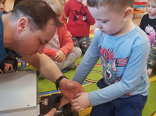 Gr. I i II - Poznajemy zawody - spotkanie ze stolarzem