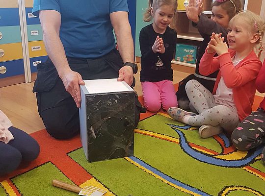 Gr. I i II - Poznajemy zawody - spotkanie ze stolarzem