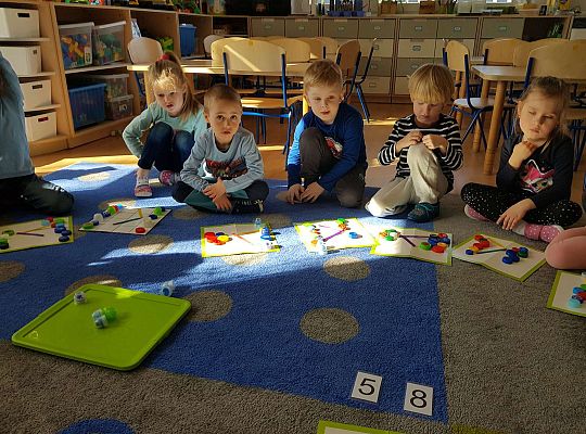 Gr. III Tydzień ekologiczny i udział w akcji "Sprzątanie Świata"