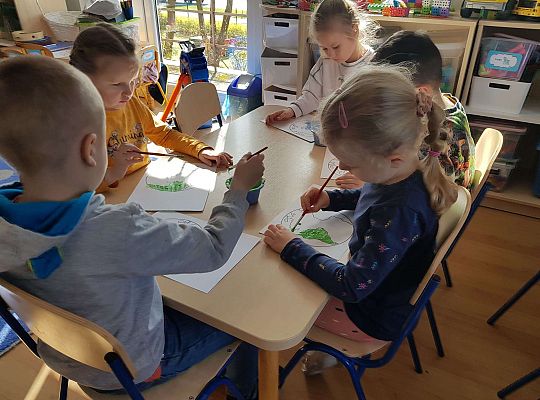 Gr. III Tydzień ekologiczny i udział w akcji "Sprzątanie Świata"