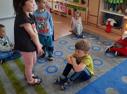 Gr. III "Przyjaciele Zippiego"-Pomaganie innym