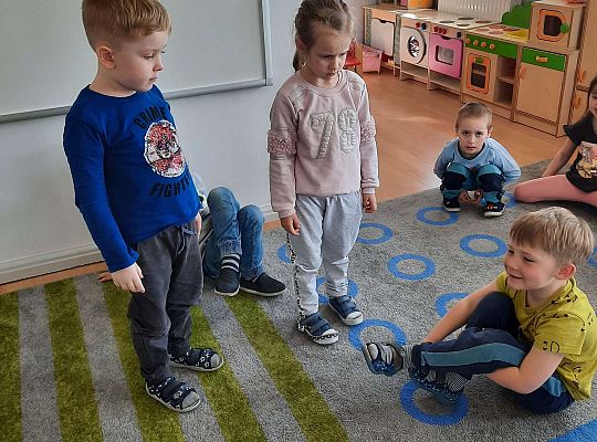 Gr. III "Przyjaciele Zippiego"-Pomaganie innym