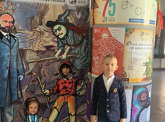 Gr. IV - Wycieczka do teatru