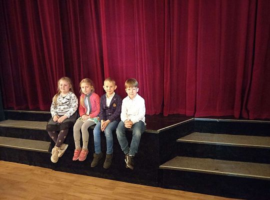 Gr. IV - Wycieczka do teatru