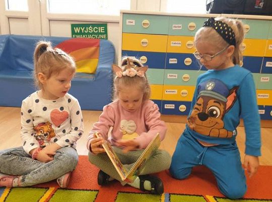 Gr. II Książka moim przyjacielem - wizyta w księgarni