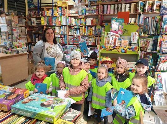 Gr. II Książka moim przyjacielem - wizyta w księgarni