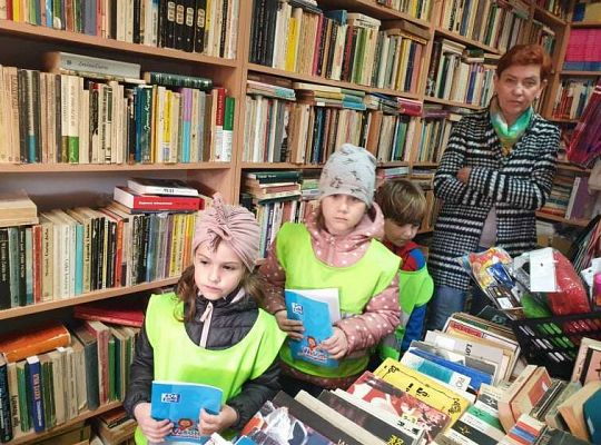 Gr. II Książka moim przyjacielem - wizyta w księgarni