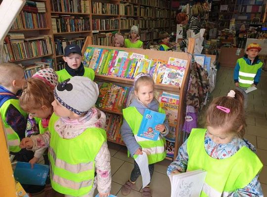 Gr. II Książka moim przyjacielem - wizyta w księgarni