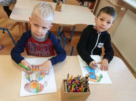 Gr. II Książka moim przyjacielem - wizyta w księgarni