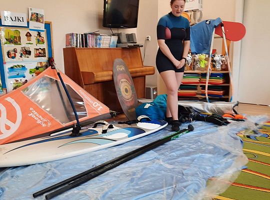 Gr. III i IV - "Aktywnie spędzamy czas wolny"- spotkanie z Zuzanną Gołębiewską członkinią Łebskiego Klubu Żeglarskiego