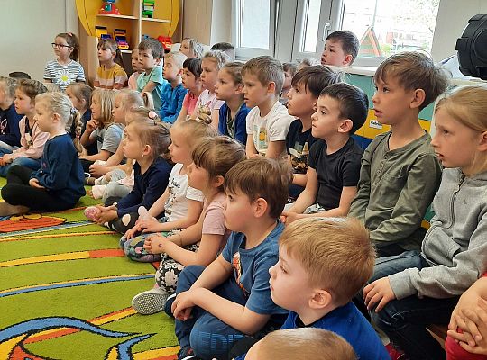 Gr. III i IV - "Aktywnie spędzamy czas wolny"- spotkanie z Zuzanną Gołębiewską członkinią Łebskiego Klubu Żeglarskiego