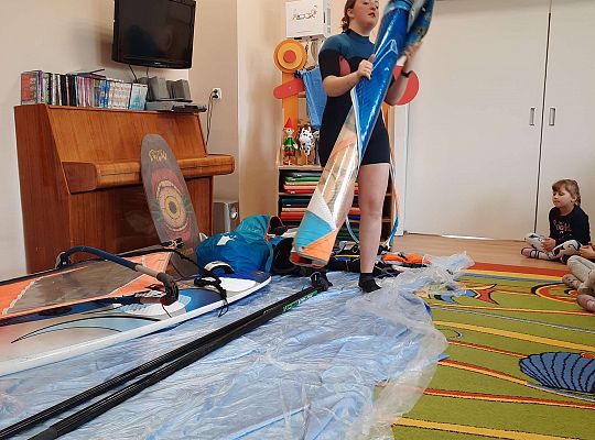 Gr. III i IV - "Aktywnie spędzamy czas wolny"- spotkanie z Zuzanną Gołębiewską członkinią Łebskiego Klubu Żeglarskiego