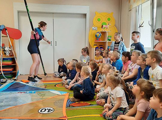 Gr. III i IV - "Aktywnie spędzamy czas wolny"- spotkanie z Zuzanną Gołębiewską członkinią Łebskiego Klubu Żeglarskiego