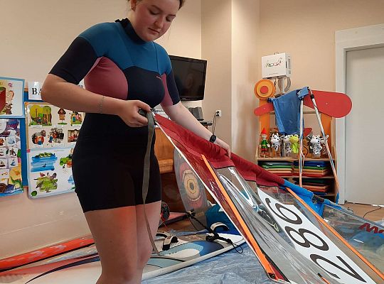 Gr. III i IV - "Aktywnie spędzamy czas wolny"- spotkanie z Zuzanną Gołębiewską członkinią Łebskiego Klubu Żeglarskiego