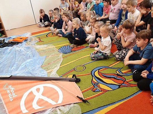 Gr. III i IV - "Aktywnie spędzamy czas wolny"- spotkanie z Zuzanną Gołębiewską członkinią Łebskiego Klubu Żeglarskiego