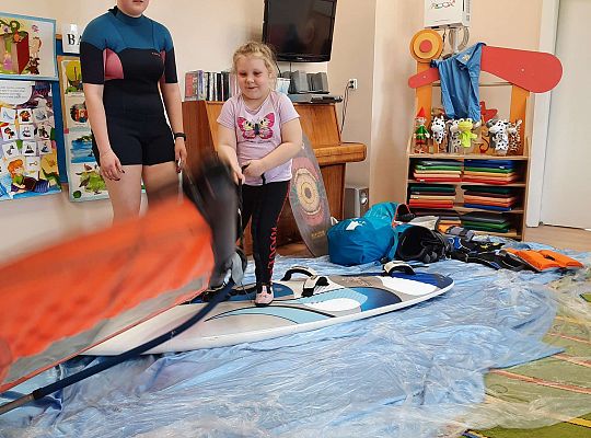 Gr. III i IV - "Aktywnie spędzamy czas wolny"- spotkanie z Zuzanną Gołębiewską członkinią Łebskiego Klubu Żeglarskiego