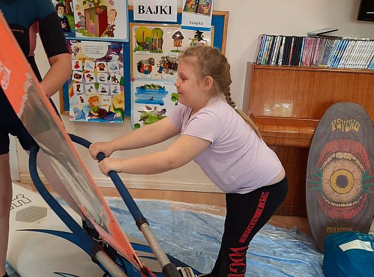 Gr. III i IV - "Aktywnie spędzamy czas wolny"- spotkanie z Zuzanną Gołębiewską członkinią Łebskiego Klubu Żeglarskiego