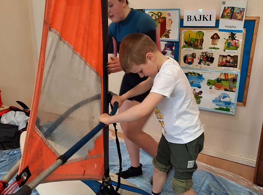 Gr. III i IV - "Aktywnie spędzamy czas wolny"- spotkanie z Zuzanną Gołębiewską członkinią Łebskiego Klubu Żeglarskiego