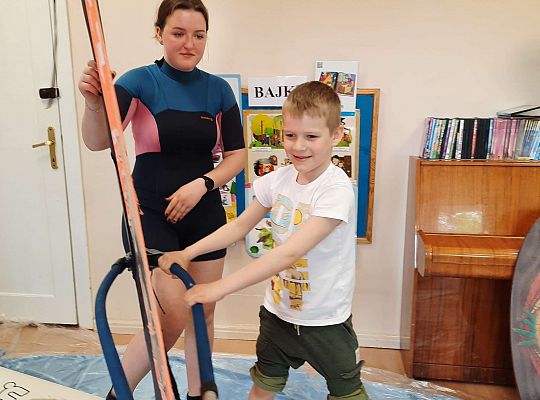 Gr. III i IV - "Aktywnie spędzamy czas wolny"- spotkanie z Zuzanną Gołębiewską członkinią Łebskiego Klubu Żeglarskiego