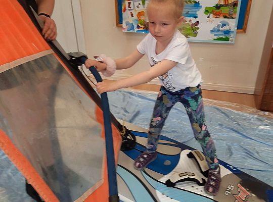 Gr. III i IV - "Aktywnie spędzamy czas wolny"- spotkanie z Zuzanną Gołębiewską członkinią Łebskiego Klubu Żeglarskiego