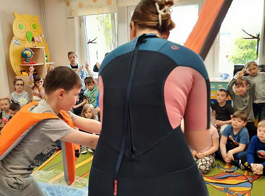 Gr. III i IV - "Aktywnie spędzamy czas wolny"- spotkanie z Zuzanną Gołębiewską członkinią Łebskiego Klubu Żeglarskiego