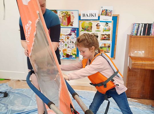 Gr. III i IV - "Aktywnie spędzamy czas wolny"- spotkanie z Zuzanną Gołębiewską członkinią Łebskiego Klubu Żeglarskiego