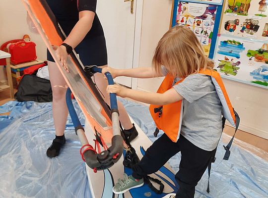 Gr. III i IV - "Aktywnie spędzamy czas wolny"- spotkanie z Zuzanną Gołębiewską członkinią Łebskiego Klubu Żeglarskiego