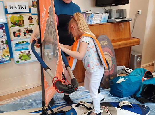 Gr. III i IV - "Aktywnie spędzamy czas wolny"- spotkanie z Zuzanną Gołębiewską członkinią Łebskiego Klubu Żeglarskiego