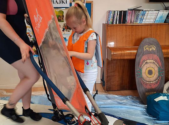 Gr. III i IV - "Aktywnie spędzamy czas wolny"- spotkanie z Zuzanną Gołębiewską członkinią Łebskiego Klubu Żeglarskiego