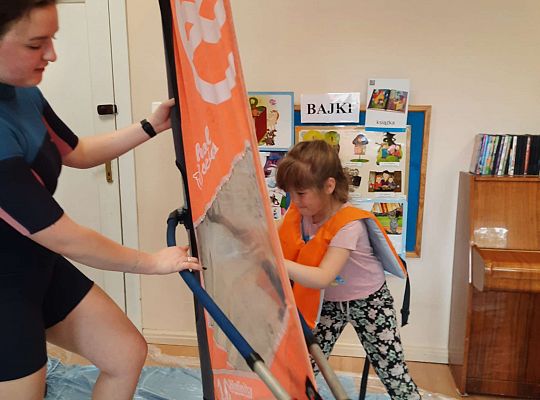 Gr. III i IV - "Aktywnie spędzamy czas wolny"- spotkanie z Zuzanną Gołębiewską członkinią Łebskiego Klubu Żeglarskiego