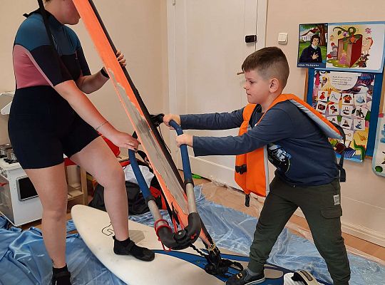 Gr. III i IV - "Aktywnie spędzamy czas wolny"- spotkanie z Zuzanną Gołębiewską członkinią Łebskiego Klubu Żeglarskiego