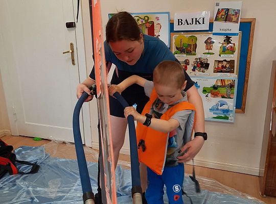 Gr. III i IV - "Aktywnie spędzamy czas wolny"- spotkanie z Zuzanną Gołębiewską członkinią Łebskiego Klubu Żeglarskiego