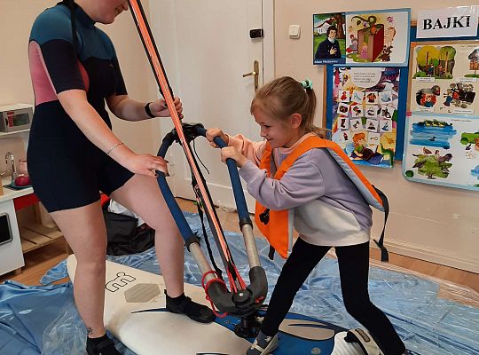 Gr. III i IV - "Aktywnie spędzamy czas wolny"- spotkanie z Zuzanną Gołębiewską członkinią Łebskiego Klubu Żeglarskiego