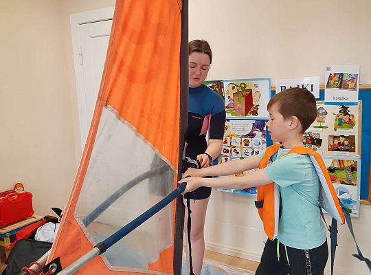 Gr. III i IV - "Aktywnie spędzamy czas wolny"- spotkanie z Zuzanną Gołębiewską członkinią Łebskiego Klubu Żeglarskiego