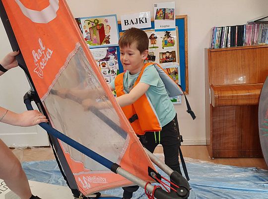 Gr. III i IV - "Aktywnie spędzamy czas wolny"- spotkanie z Zuzanną Gołębiewską członkinią Łebskiego Klubu Żeglarskiego