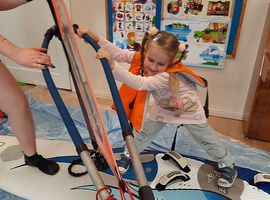 Gr. III i IV - "Aktywnie spędzamy czas wolny"- spotkanie z Zuzanną Gołębiewską członkinią Łebskiego Klubu Żeglarskiego