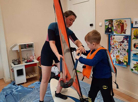 Gr. III i IV - "Aktywnie spędzamy czas wolny"- spotkanie z Zuzanną Gołębiewską członkinią Łebskiego Klubu Żeglarskiego