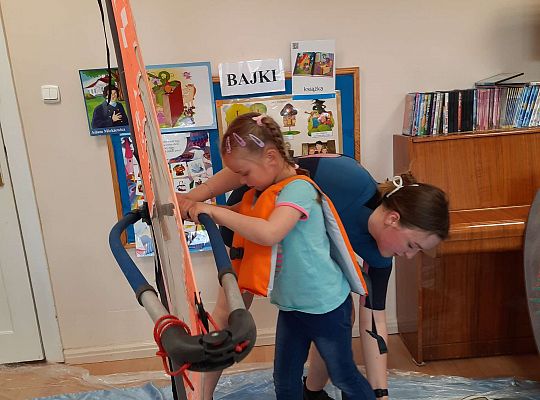 Gr. III i IV - "Aktywnie spędzamy czas wolny"- spotkanie z Zuzanną Gołębiewską członkinią Łebskiego Klubu Żeglarskiego