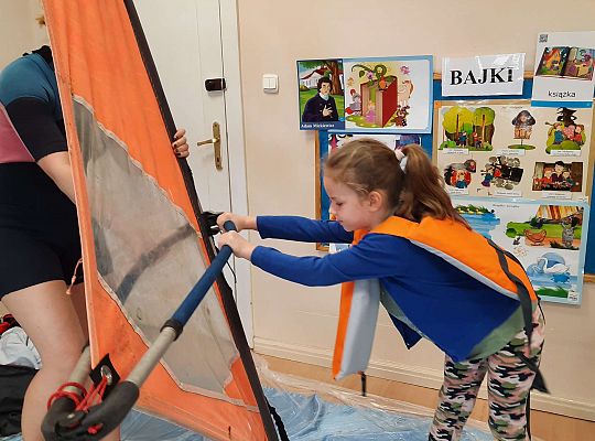 Gr. III i IV - "Aktywnie spędzamy czas wolny"- spotkanie z Zuzanną Gołębiewską członkinią Łebskiego Klubu Żeglarskiego