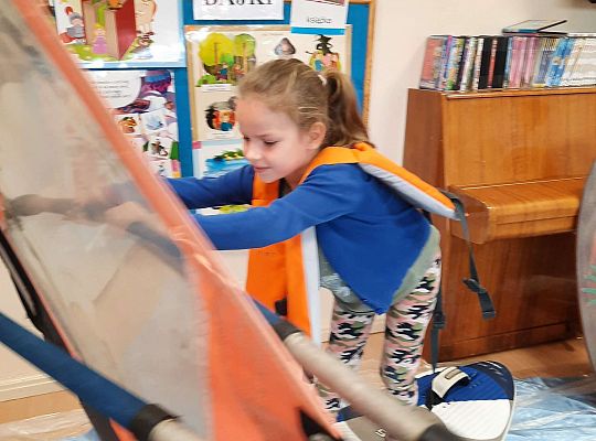 Gr. III i IV - "Aktywnie spędzamy czas wolny"- spotkanie z Zuzanną Gołębiewską członkinią Łebskiego Klubu Żeglarskiego