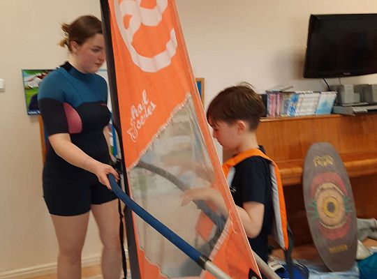 Gr. III i IV - "Aktywnie spędzamy czas wolny"- spotkanie z Zuzanną Gołębiewską członkinią Łebskiego Klubu Żeglarskiego