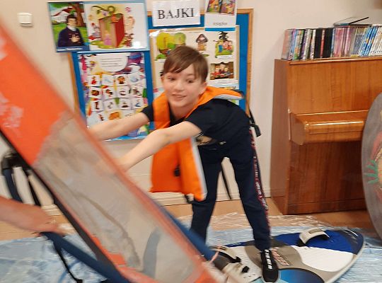 Gr. III i IV - "Aktywnie spędzamy czas wolny"- spotkanie z Zuzanną Gołębiewską członkinią Łebskiego Klubu Żeglarskiego