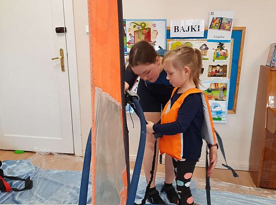 Gr. III i IV - "Aktywnie spędzamy czas wolny"- spotkanie z Zuzanną Gołębiewską członkinią Łebskiego Klubu Żeglarskiego