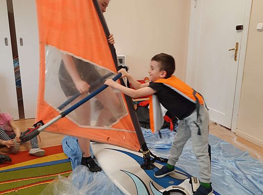 Gr. III i IV - "Aktywnie spędzamy czas wolny"- spotkanie z Zuzanną Gołębiewską członkinią Łebskiego Klubu Żeglarskiego