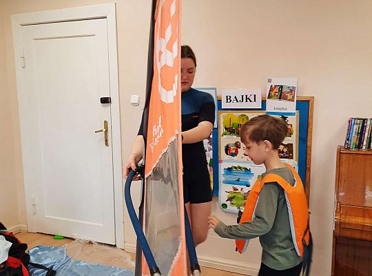 Gr. III i IV - "Aktywnie spędzamy czas wolny"- spotkanie z Zuzanną Gołębiewską członkinią Łebskiego Klubu Żeglarskiego