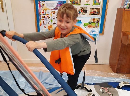 Gr. III i IV - "Aktywnie spędzamy czas wolny"- spotkanie z Zuzanną Gołębiewską członkinią Łebskiego Klubu Żeglarskiego